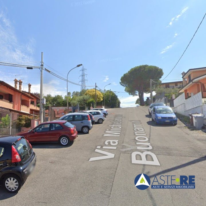 casa indipendente in vendita a Guidonia Montecelio in zona Pichini